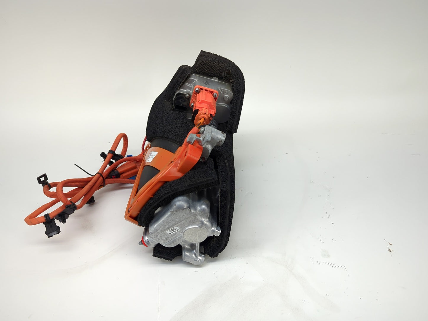 2022-2024 Tesla Model Y Heat Pump 1501256-00-M