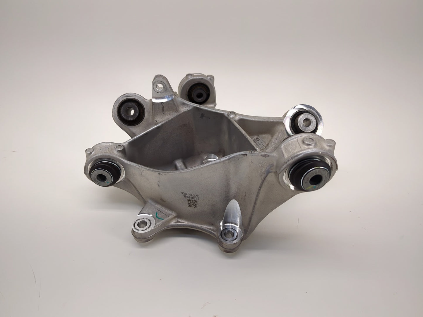 2025 Tesla Model Y Rear Knuckle Left 1188411-00-G