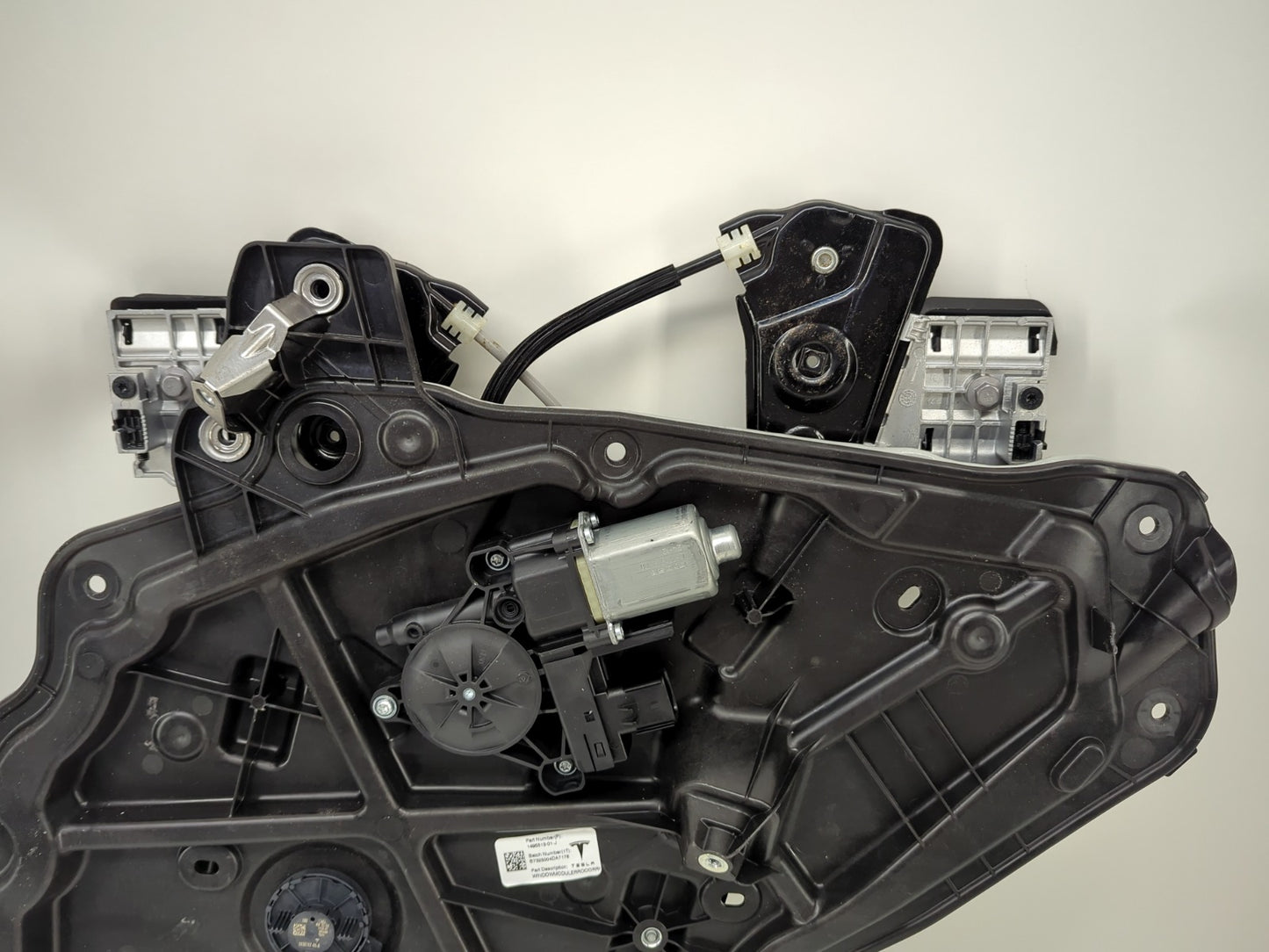 2025 Tesla Model Y Rear Right Door Window Regulator 1526803-00-F