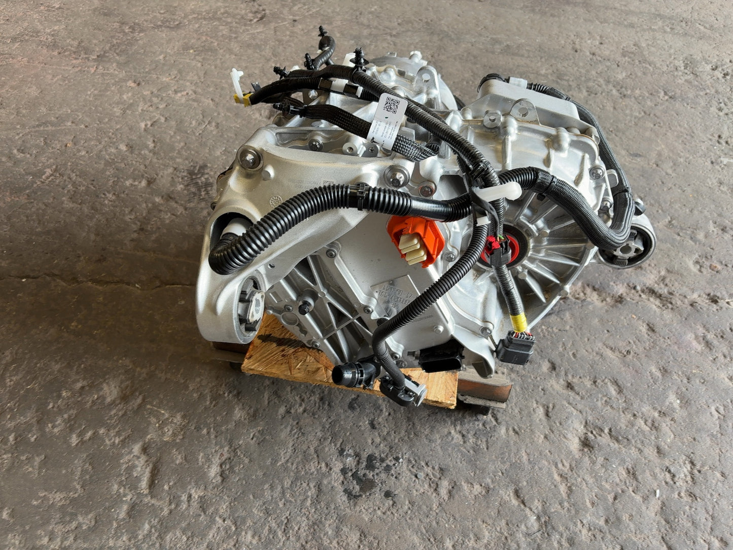 2025 Tesla Model Y Rear Drive Unit Base 1120990-17-K