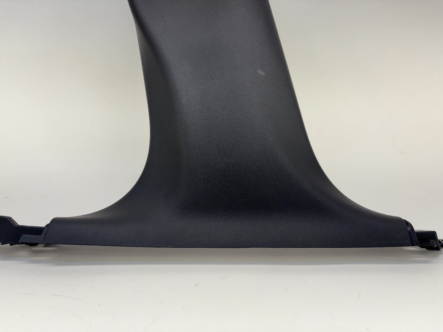 2021-2023 Tesla Model Y B Pillar Lower Left 1494623-00-E