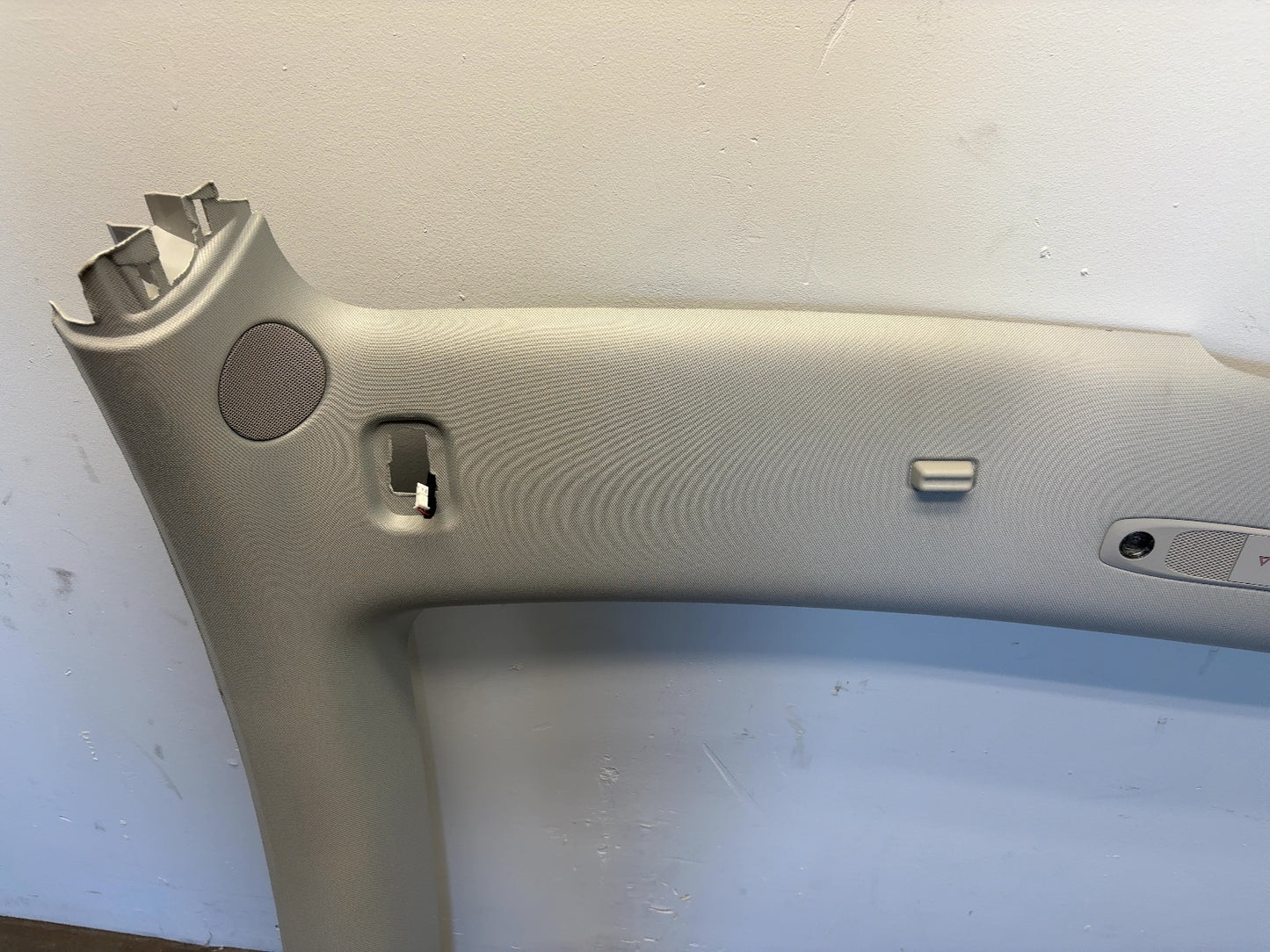 2021-2022 Tesla Model Y Headliner Front Section 1593718-50-B
