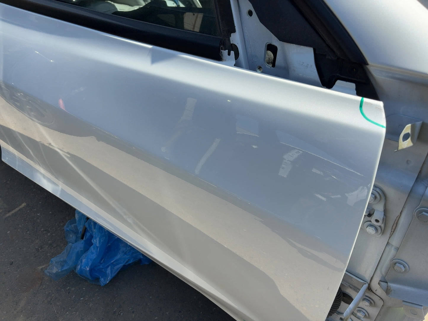 2018-2023 Tesla Model 3 Front Right Door Shell 1081420-E0-C