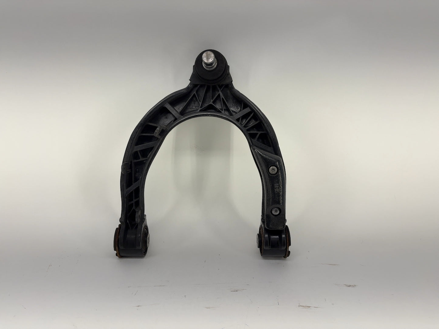 2021 Tesla Model Y Front Left Upper Control Arm 1044321-00-H