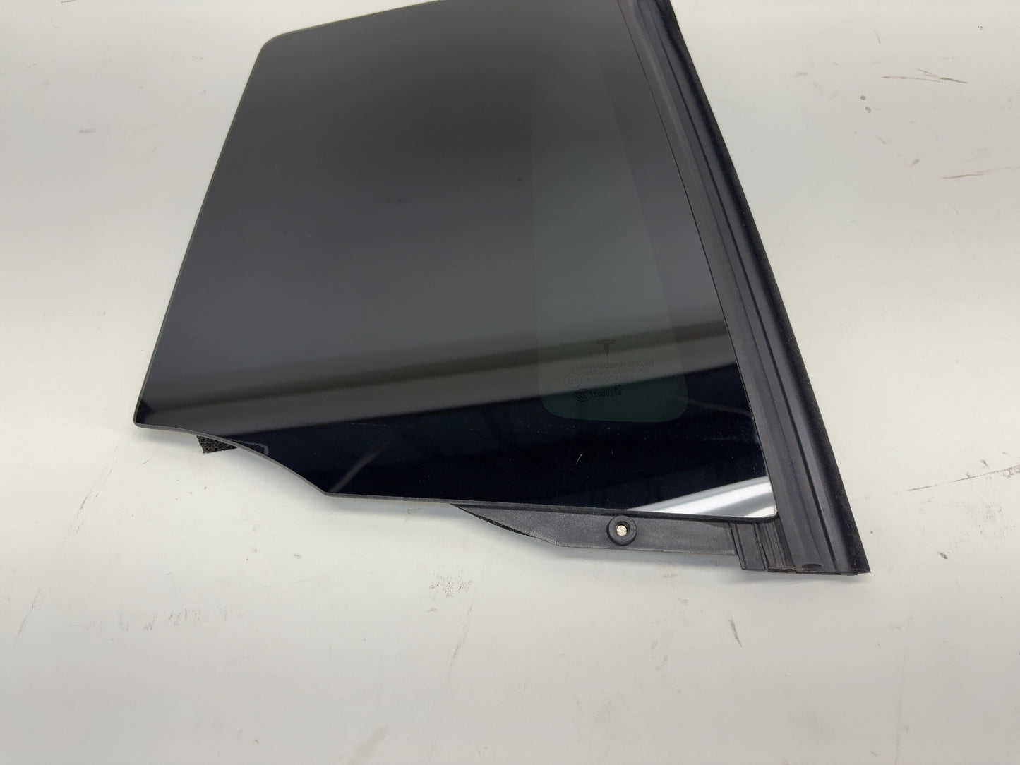 2018 Tesla Model X Rear Right Door Glass Fixed 1055274-00-E