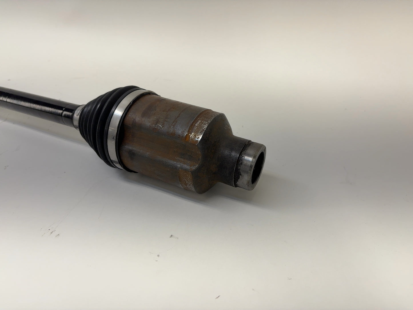 2018 Tesla Model X Front Right Axle Shaft 1027115-00-D