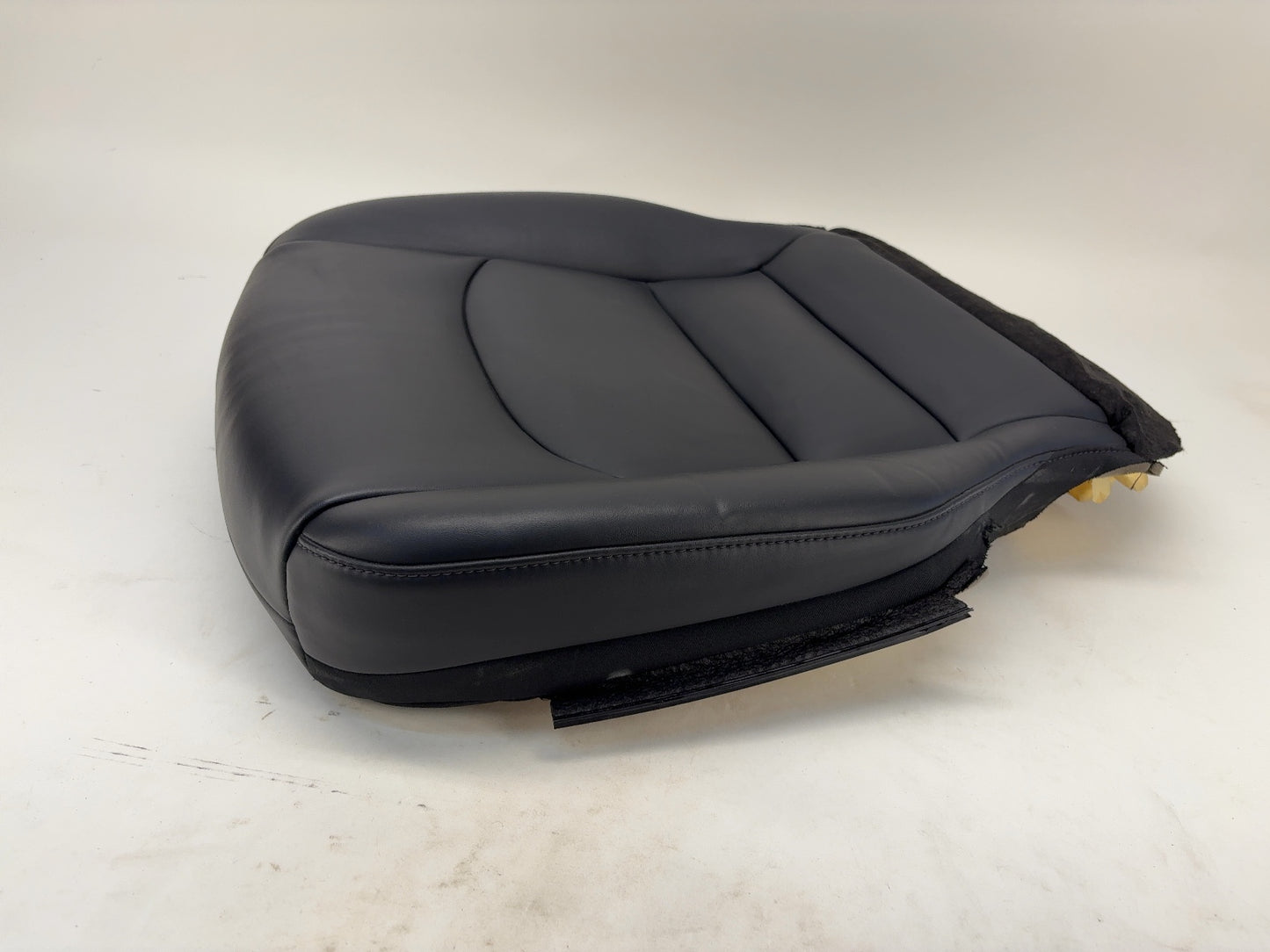 2018 Tesla Model 3 Front Left Driver Seat Lower Cushion Black 1112638-91-E