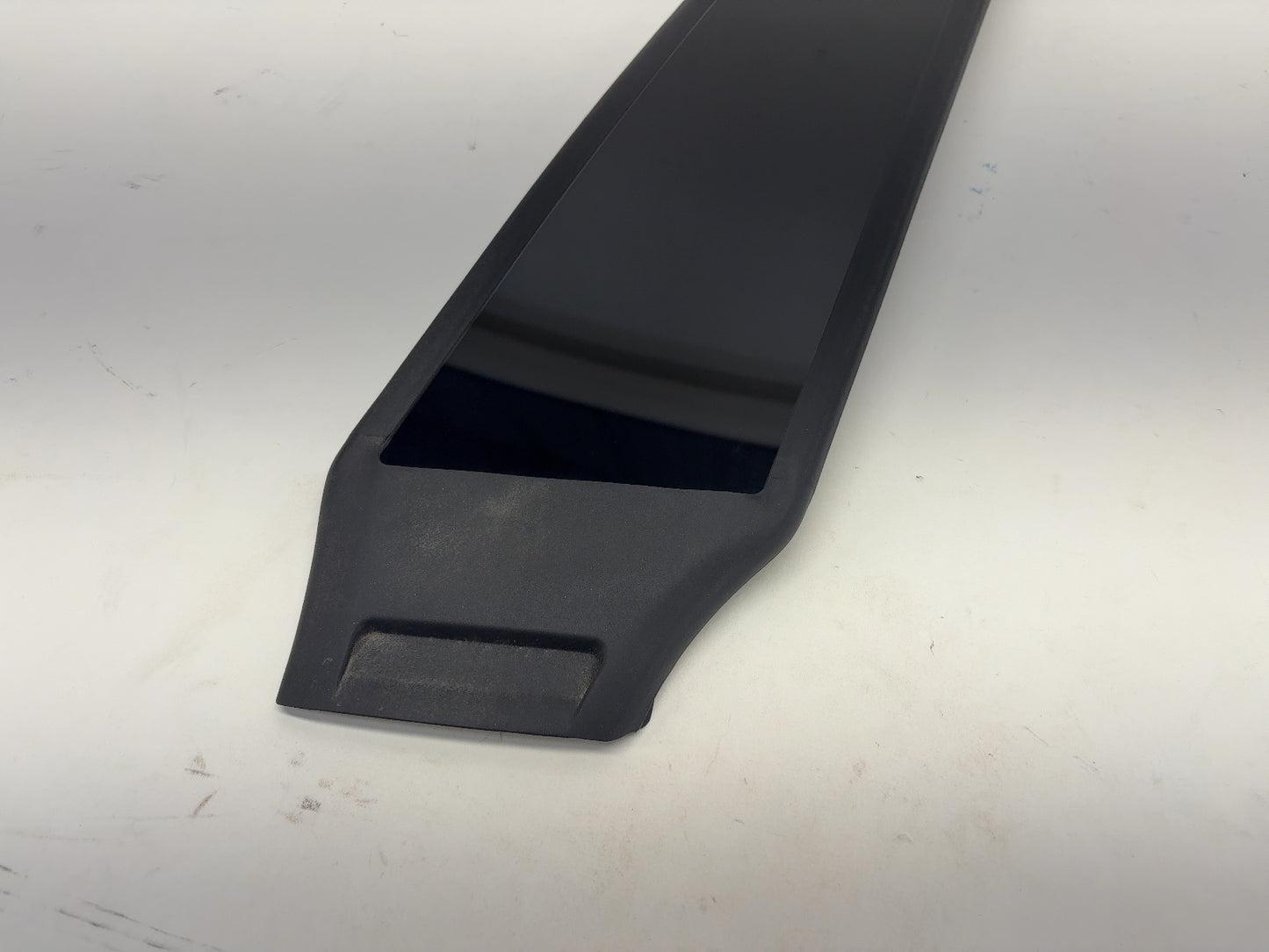 2025 Tesla Model 3 Highland B Pillar Glass w Camera Left 1711762-00-H