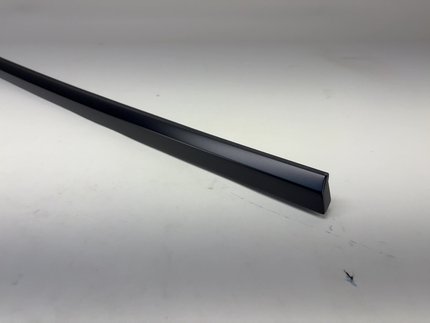 2025 Tesla Model 3 Highland Rear Right Door Belt Molding 1873464-21-A
