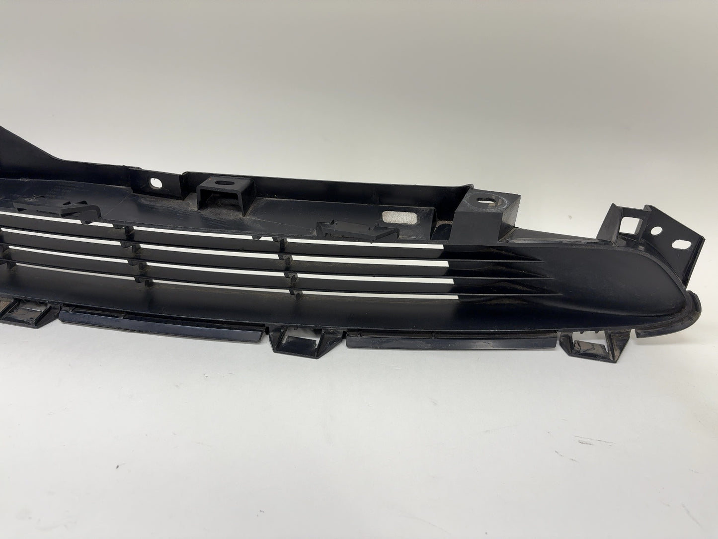 2021 Tesla Model 3 Lower Bumper Grill 1085927-00-C
