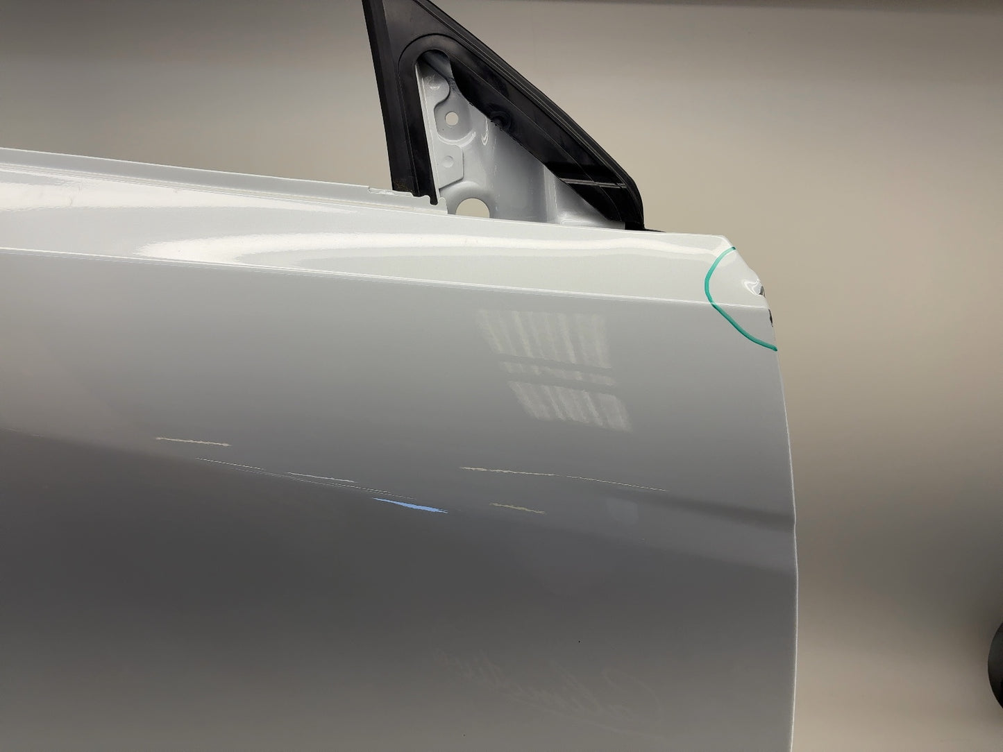 2020-2024 Tesla Model Y Front Right Door Shell 1501462-E0-A
