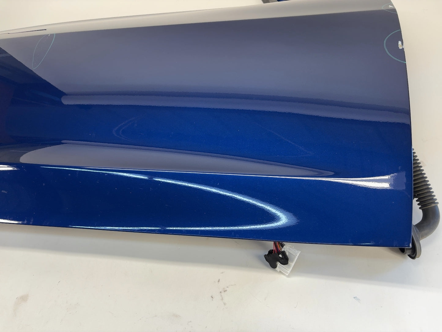 2018-2023 Tesla Model 3 Front Right Door Shell 1081420-E0-C