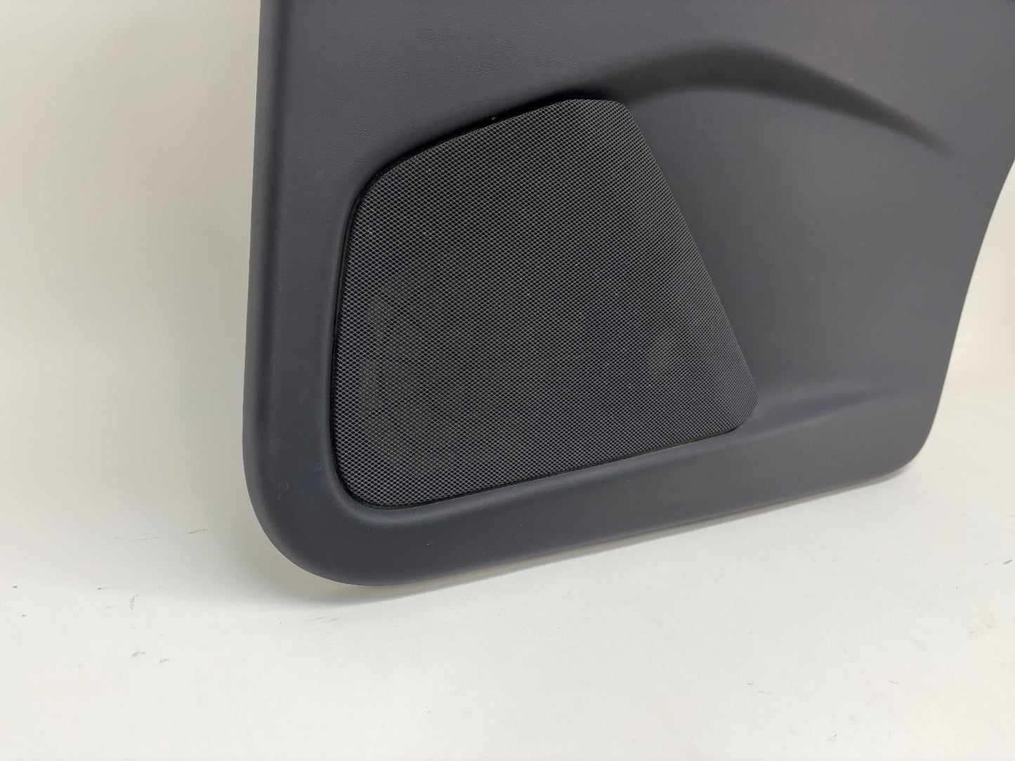 2018 Tesla Model X Rear Right Door Panel Black 1058004-21-K