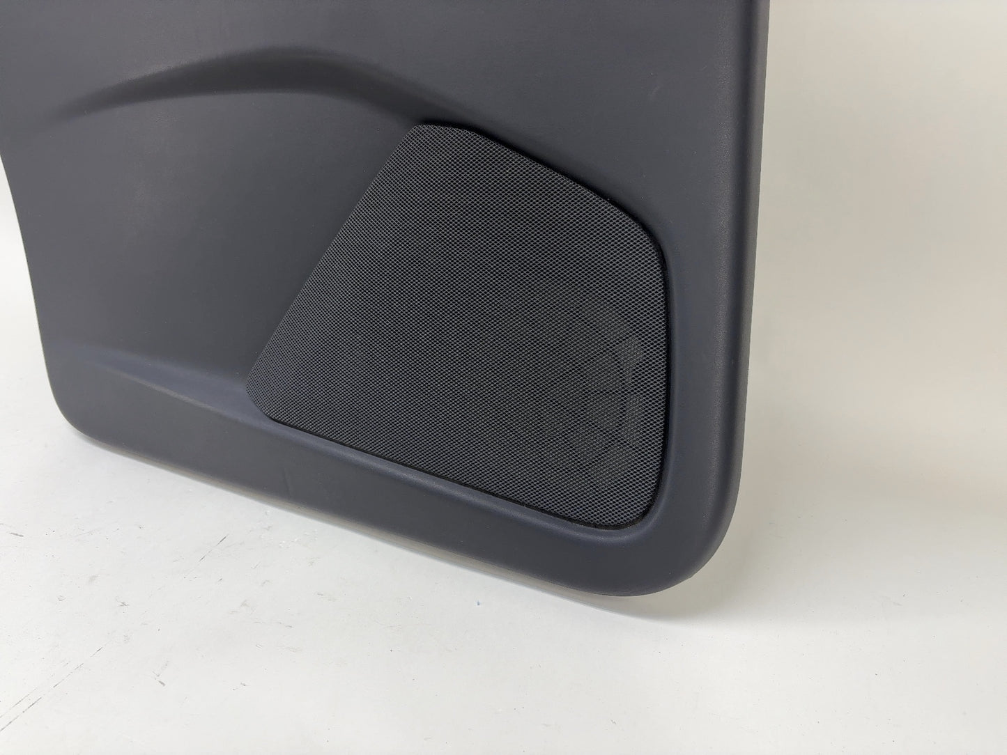 2018 Tesla Model X Rear Left Door Panel Black 1058003-21-I