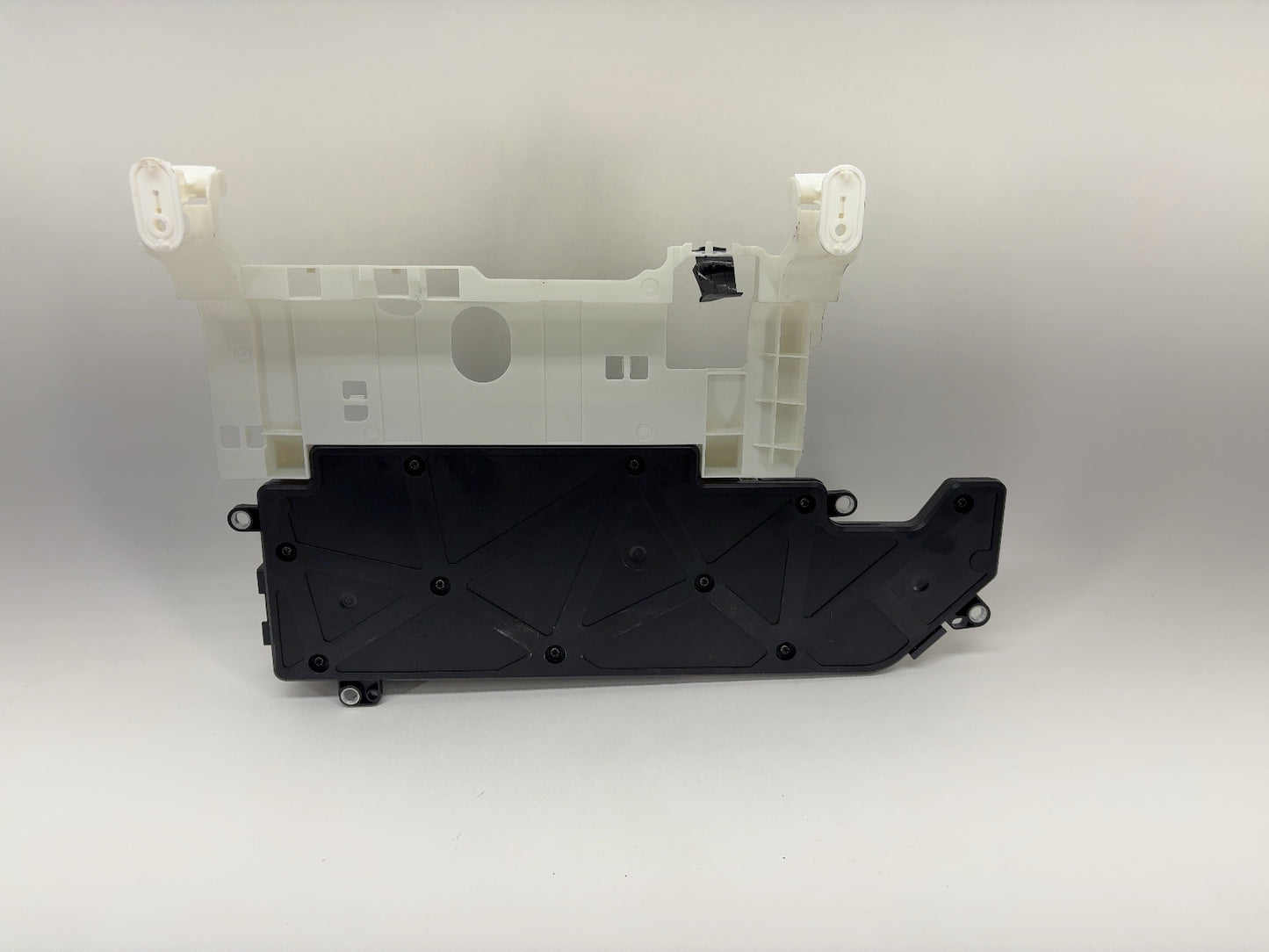 2025 Tesla Model Y Hvbms Controller Bms 1106394-71-P