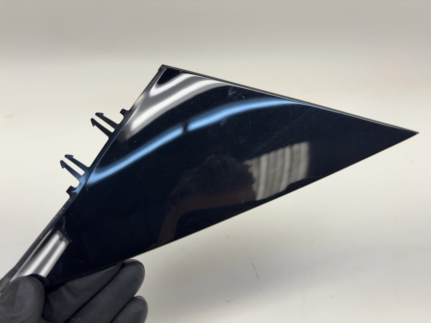 2021 Tesla Model 3 Exterior Mirror A Pillar Applique Right 1130656-00-E