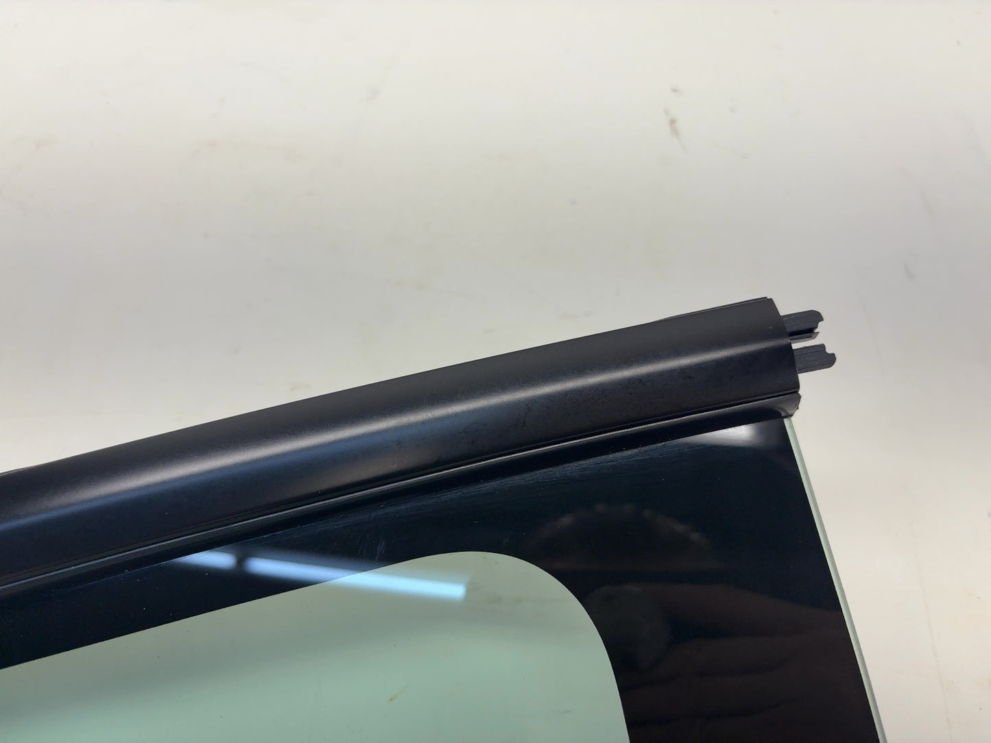 2021-2023 Tesla Model 3 Right Quarter Glass 1514979-01-C