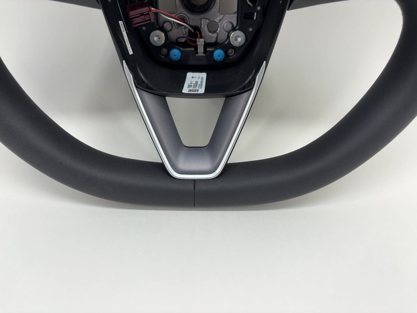 2025 Tesla Model 3 Highland Steering Wheel Pur Leather 1735339-00-F