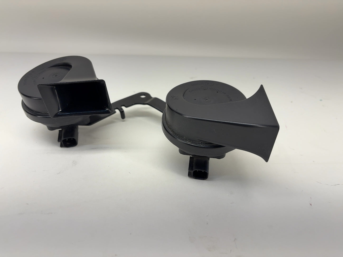2022 Tesla Model Y Horn Assembly 1507242-00-B