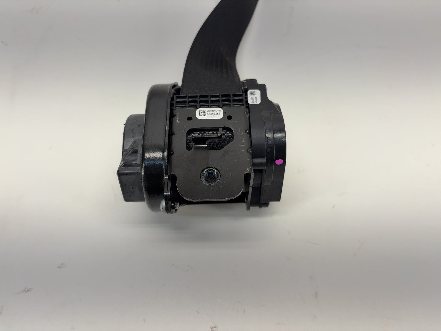 2021 Tesla Model Y Front Right Seat belt w Pretensioner 1493783-01-B