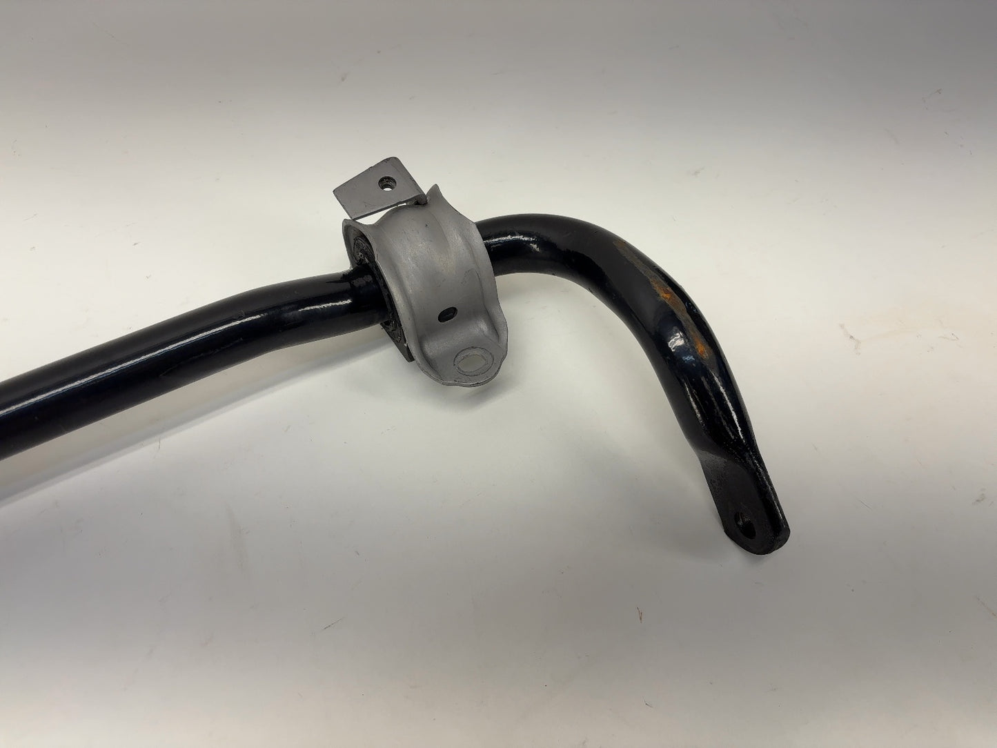 2023 Tesla Model Y Front Stabilizer Sway Bar 1288386-00-A