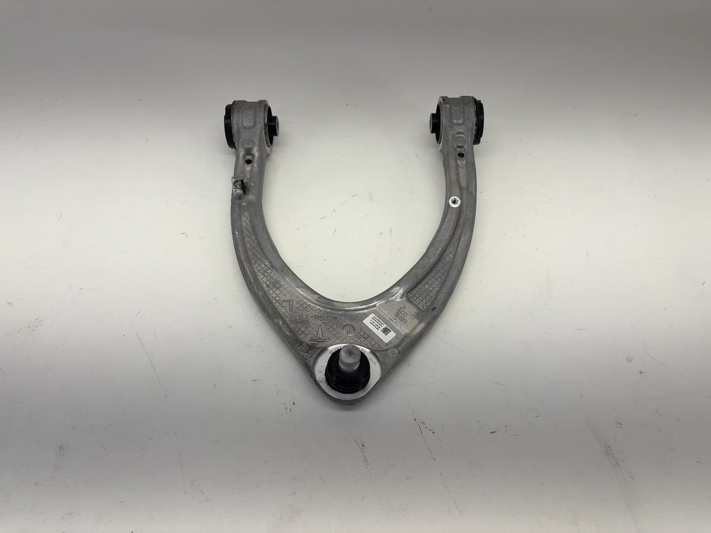 2021 Tesla Model S Front Upper Control Arm Left 1421321-00-B