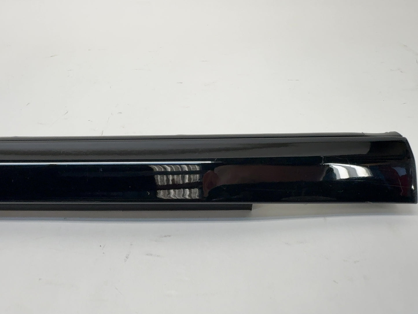 2021 Tesla Model X Rear Right Falcon Door Belt Molding Black 1098686-01-F