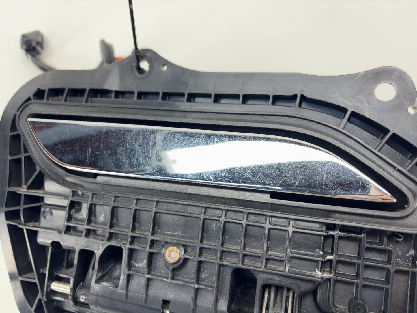 2015 Tesla Model S Front Right Exterior Door Handle Retrofit Kit 1135725-S0-A
