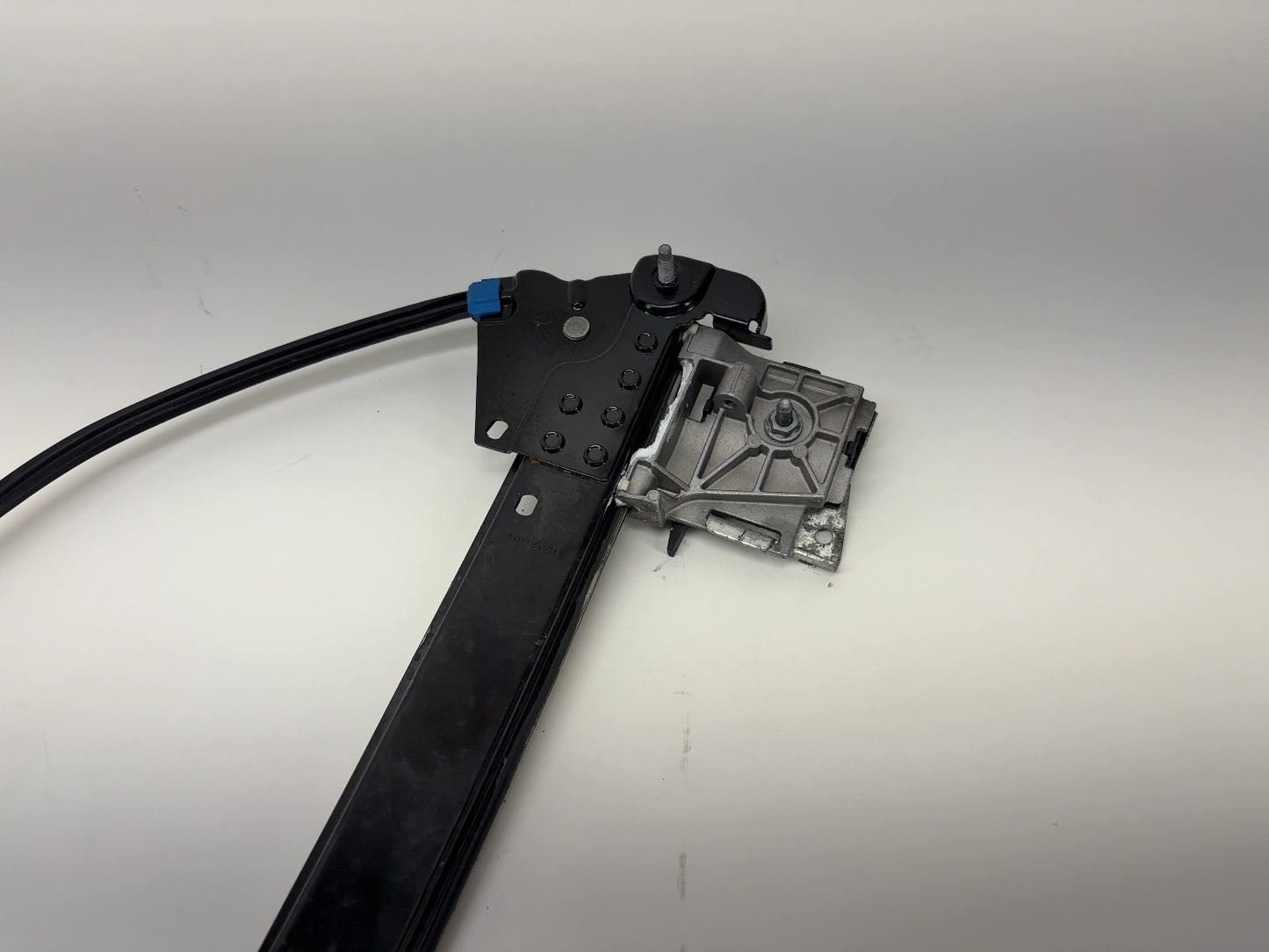 2012-2020 Tesla Model S Front Right Window Regulator 6006651-00-G
