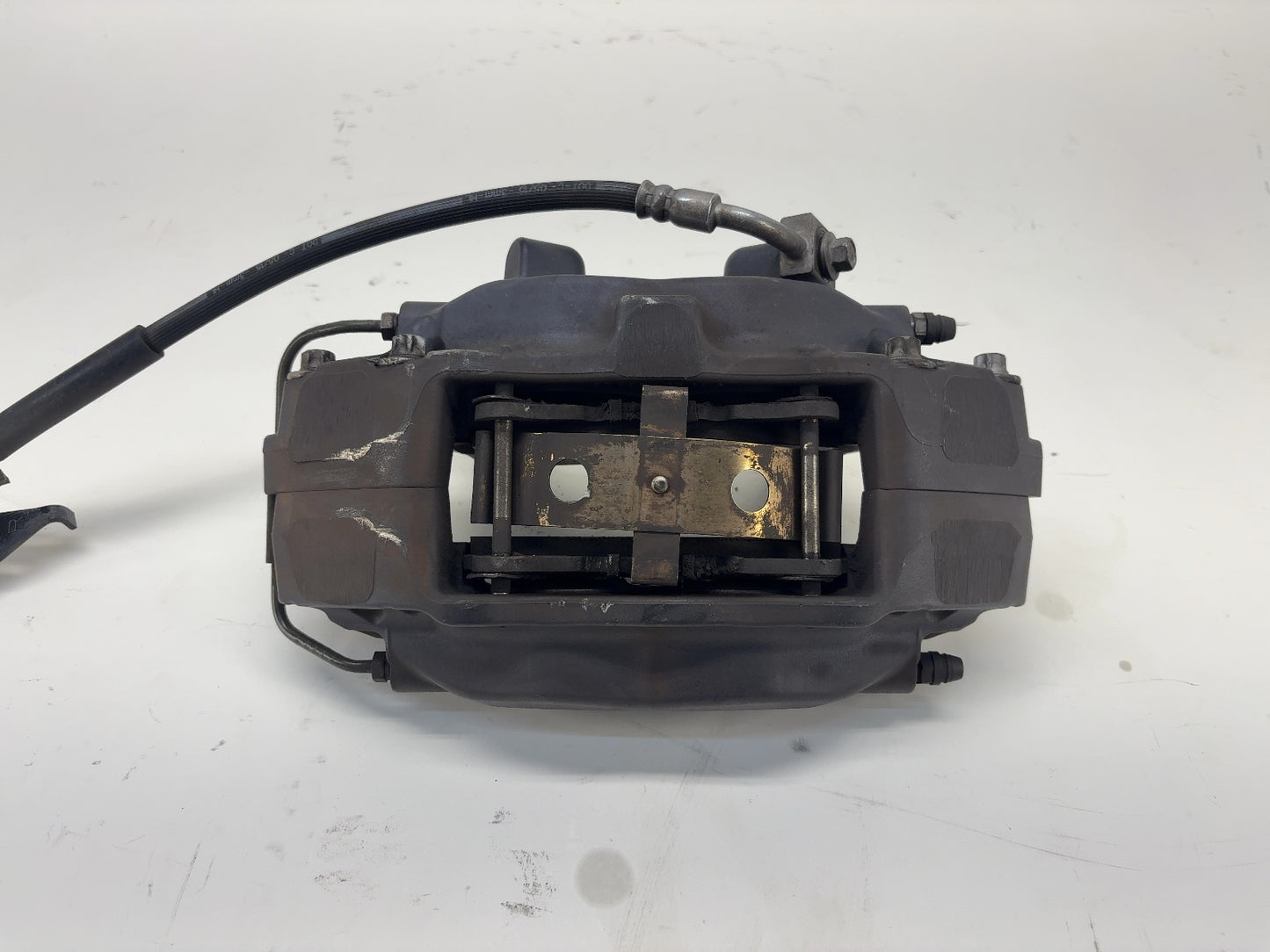 2015 Tesla Model S Front Brake Caliper Right 1042640-00-C