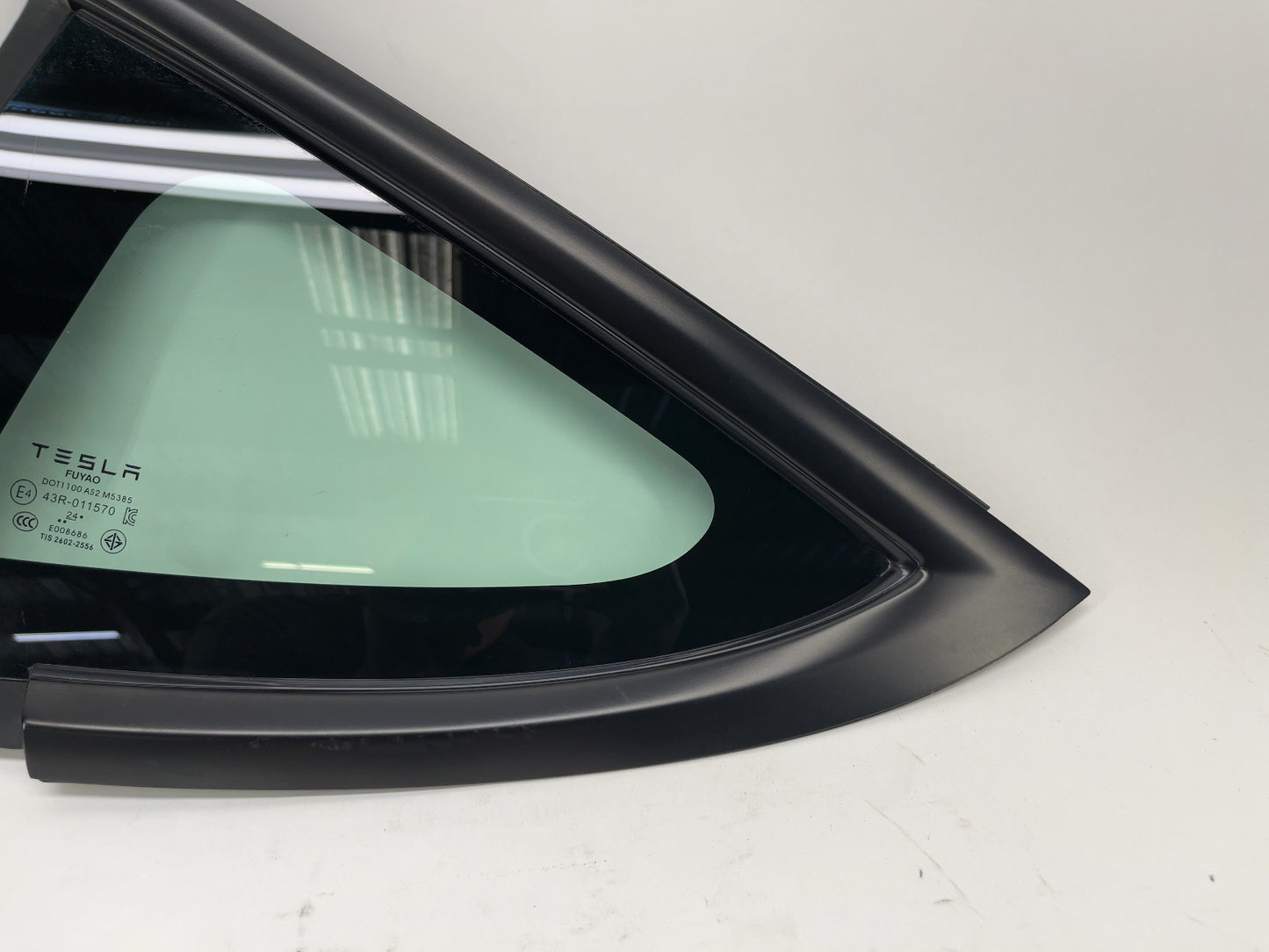 2025 Tesla Model 3 Highland Rear Quarter Glass Left Black 1915483-20-C