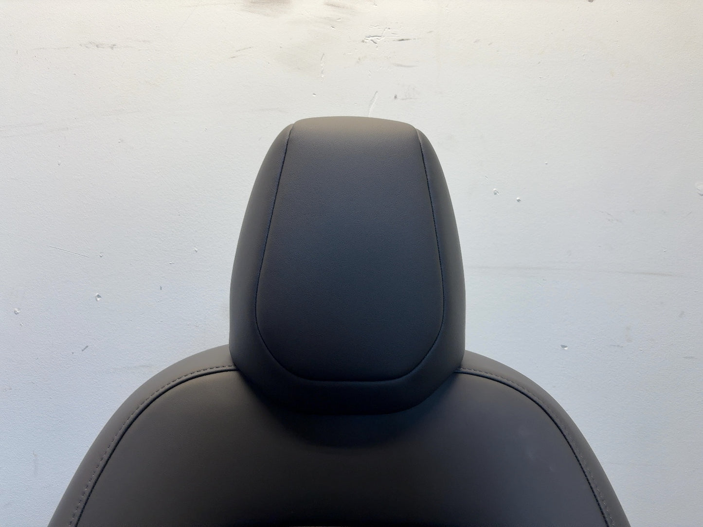 2025 Tesla Model 3 Highland Front First Row Seat Right Black 7754324-01-B