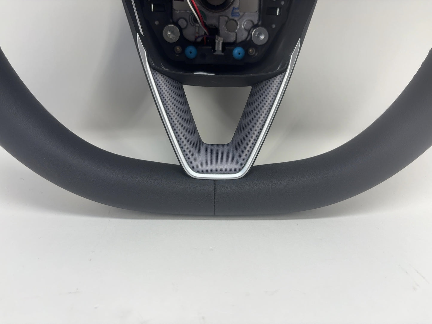 2025 Tesla Model 3 Highland Steering Wheel Pur Leather 1735339-00-G