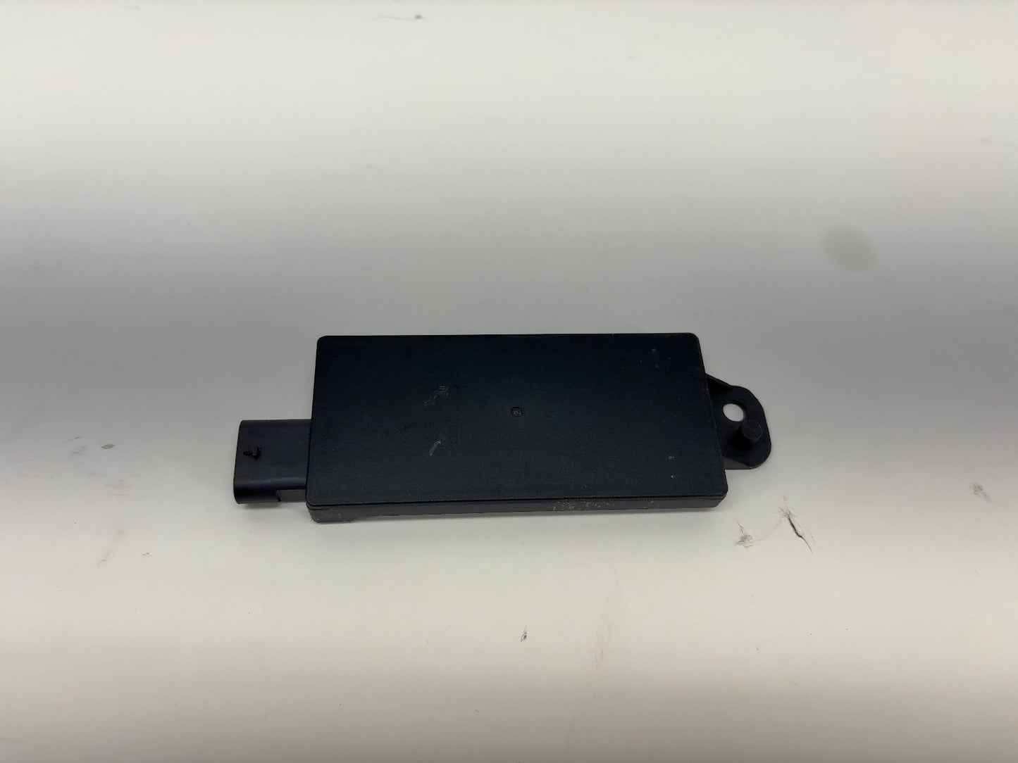 2026 Tesla Model Y Juniper Bluetooth Low Energy Endpoint Rear Left 1968098-10-C