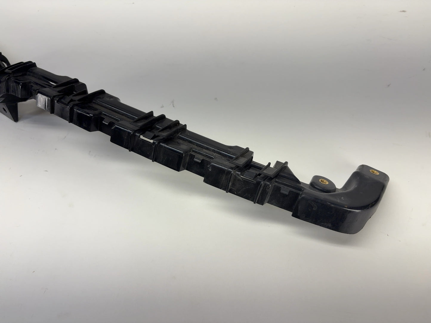 2017 Tesla Model X Front Center Fascia Bracket 1055069-00-E