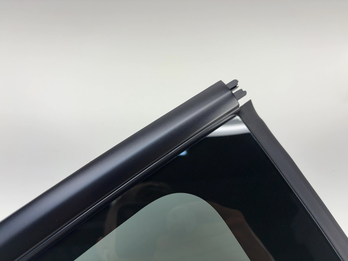 2024-2025 Tesla Model 3 Highland Rear Quarter Glass Right Black 1915484-21-C