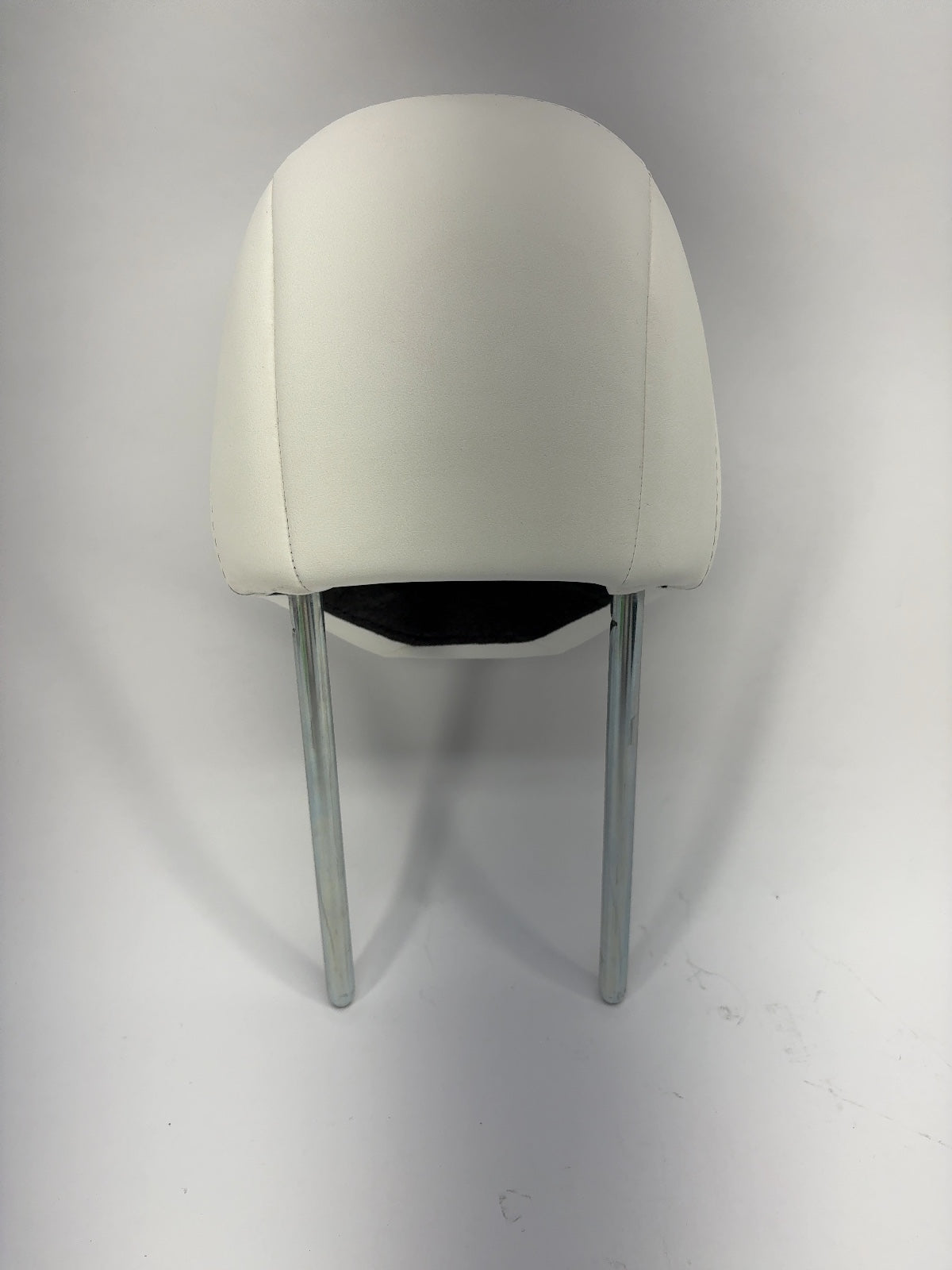 2018 Tesla Model 3 Headrest 1089092-02-G