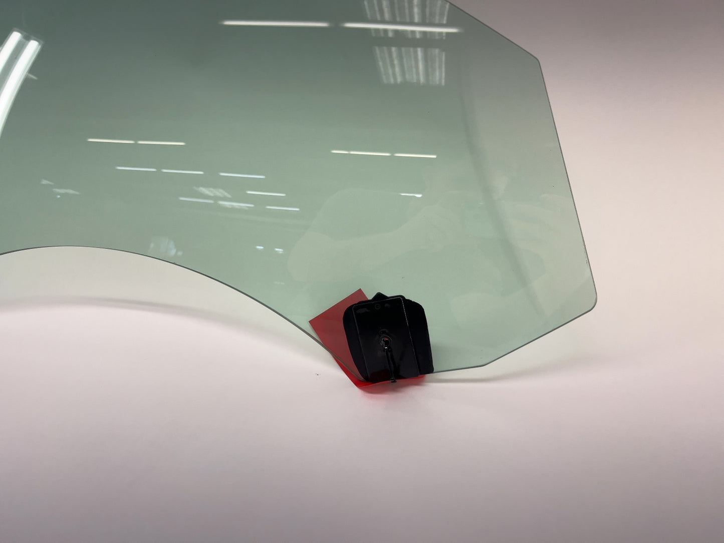 2021-2023 Tesla Model 3 Front Right Door Glass Laminated 1568569-00-C