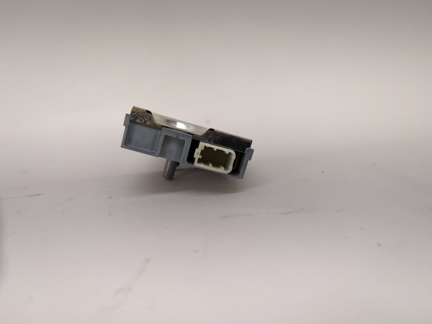 2024-2025 Tesla Model 3 Highland Tuner FM HD 1852817-00-E