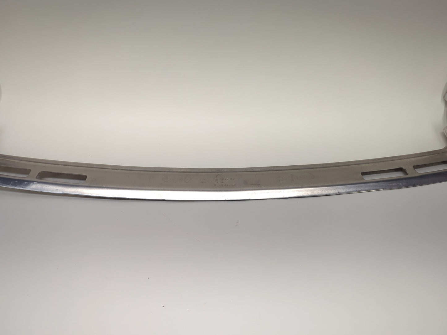 2025 Tesla Model Y Front Ankle Catcher 1505433-00-B