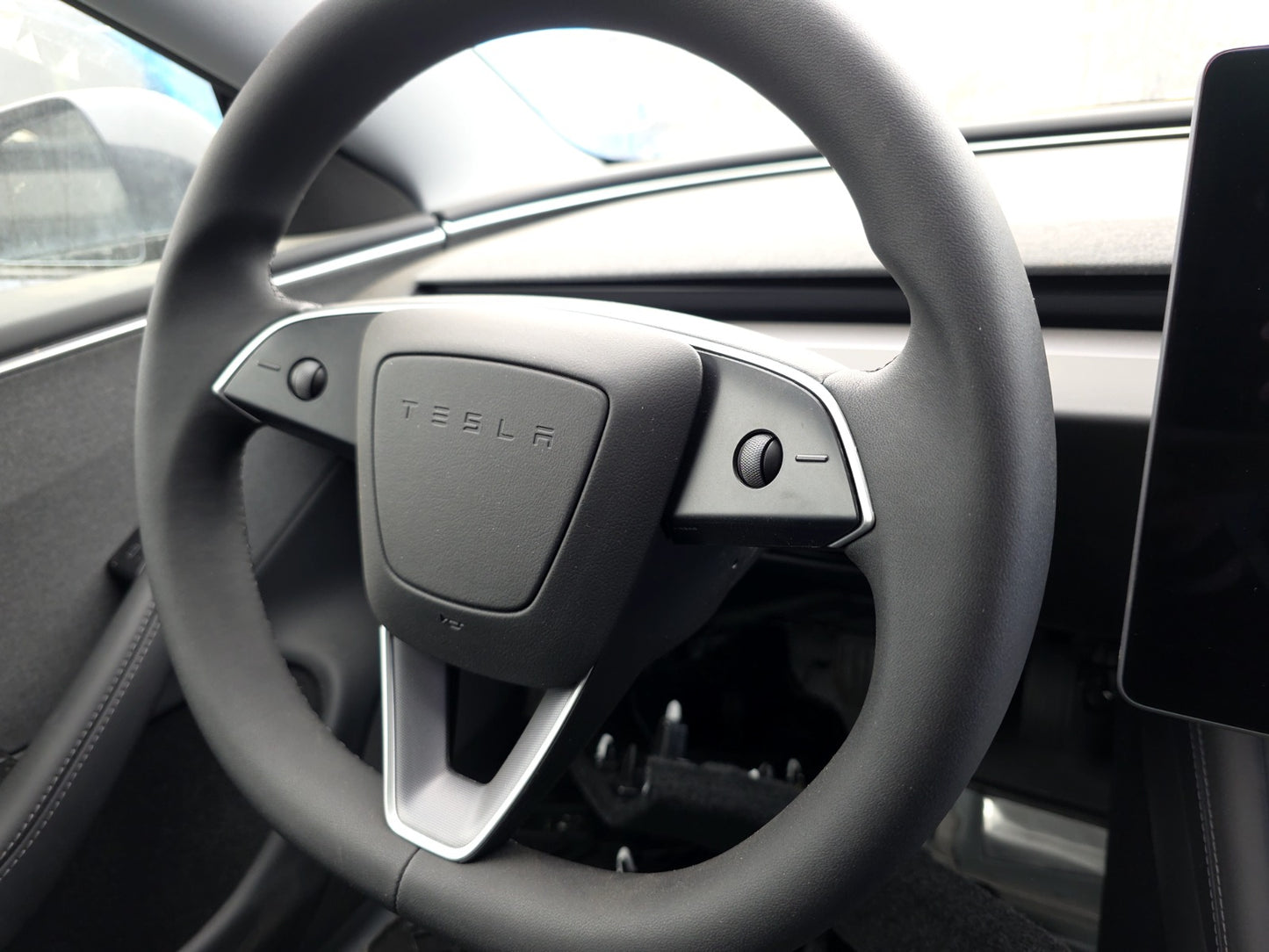 2025 Tesla Model 3 Highland Steering Wheel Airbag 1735351-77-E