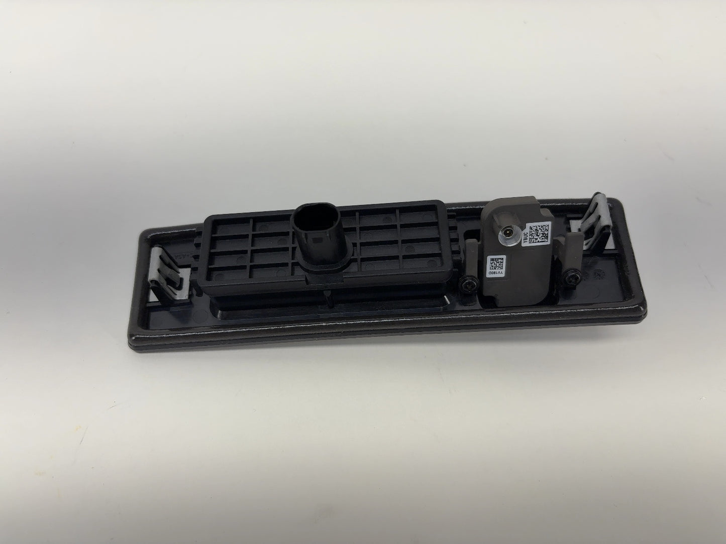 2025 Tesla Model Y Liftgate Handle And Camera 1761508-00-E
