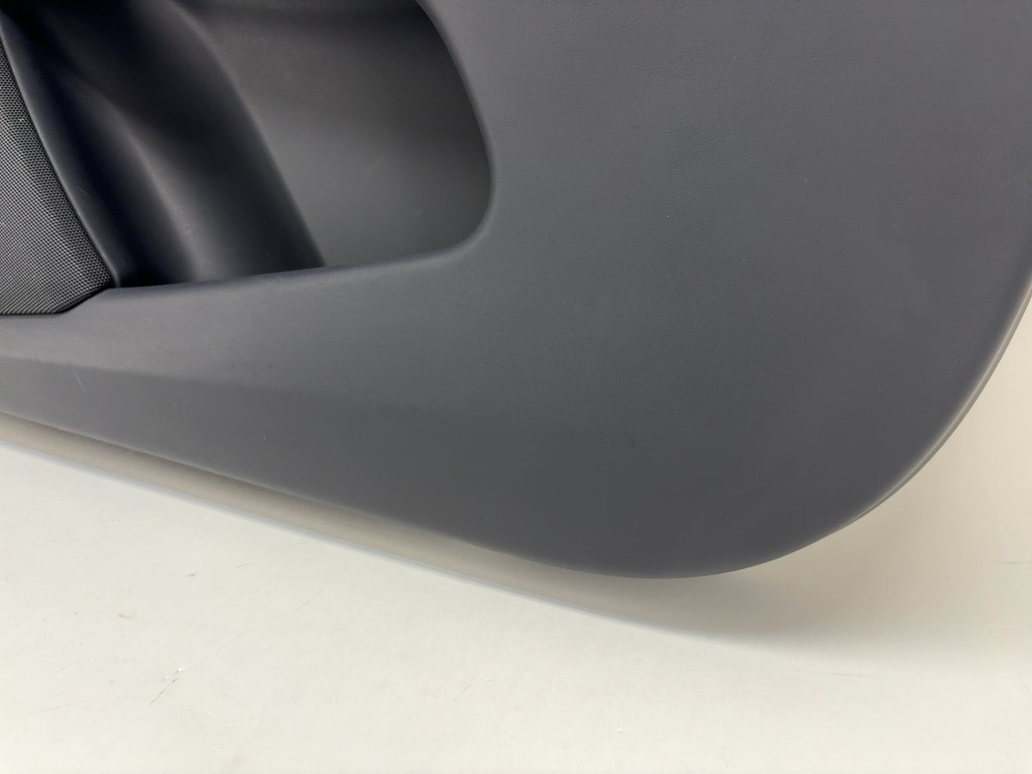 2018 Tesla Model X Front Right Door Panel White 1055483-18-M