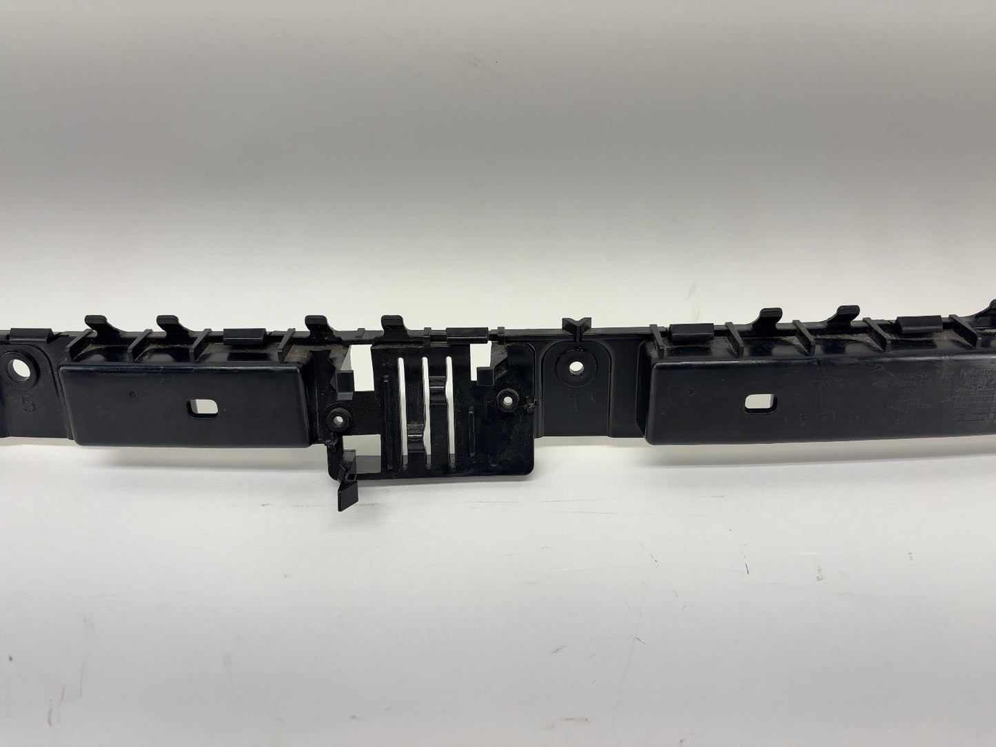 2024-2025 Tesla Model 3 Highland Rear Bumper Center Bracket 1757096-00-D