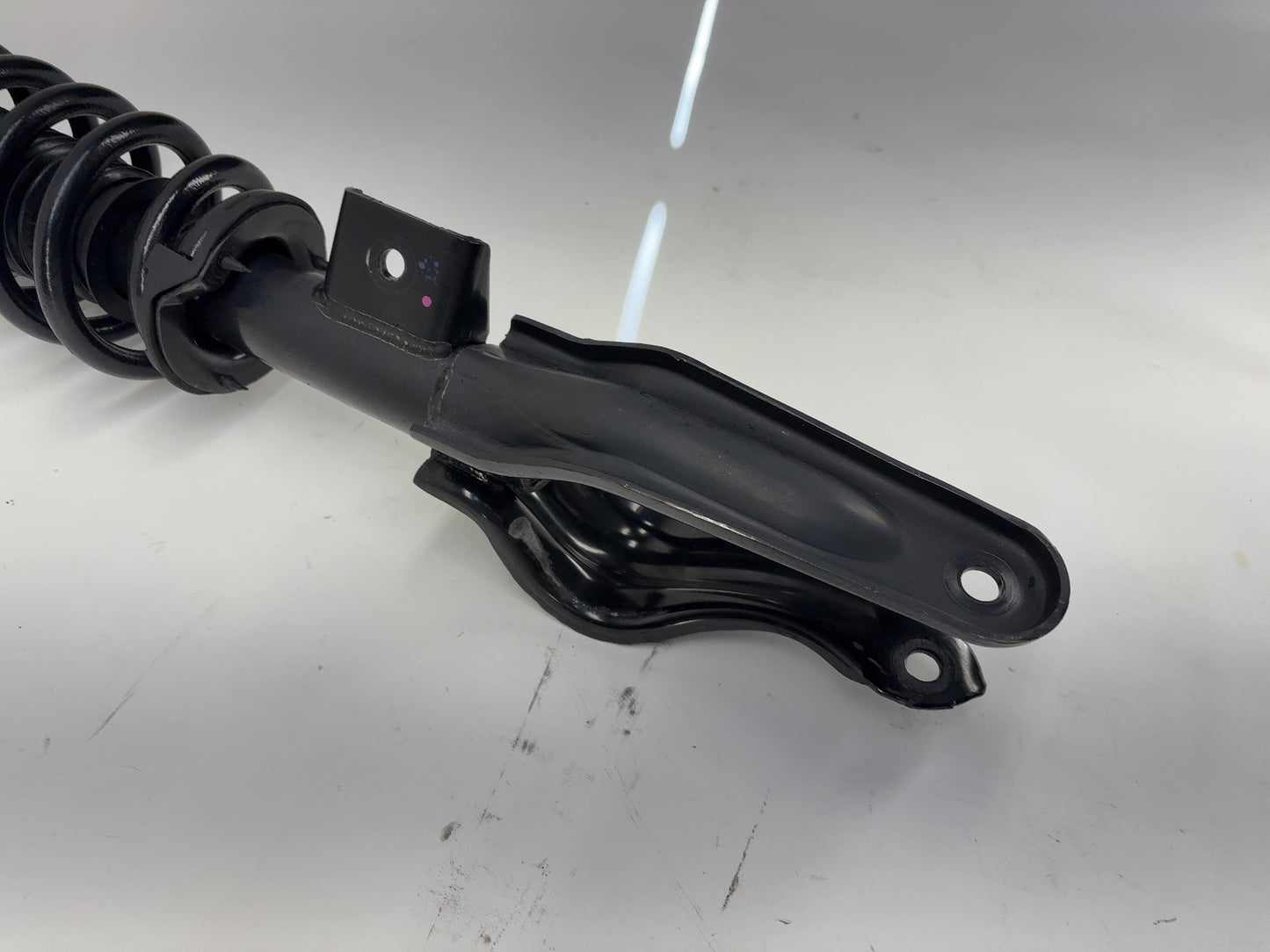 2022 Tesla Model Y Front Right Strut Absorber Performance 1188376-00-E