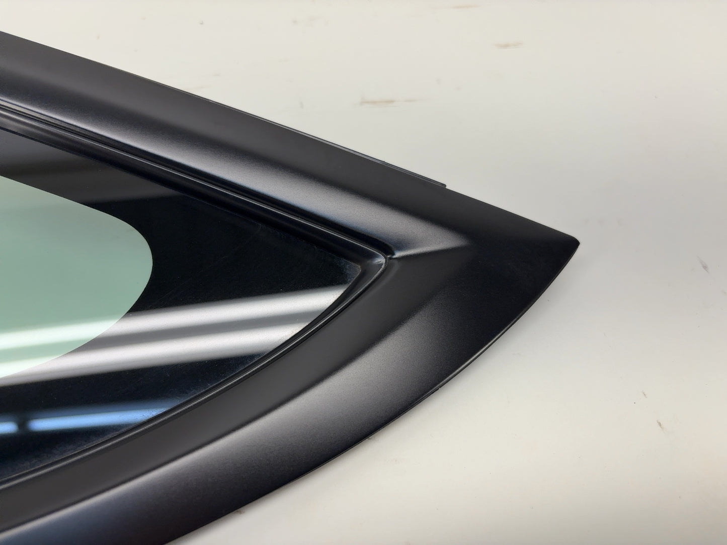 2023 Tesla Model 3 Left Quarter Glass 1514978-01-C
