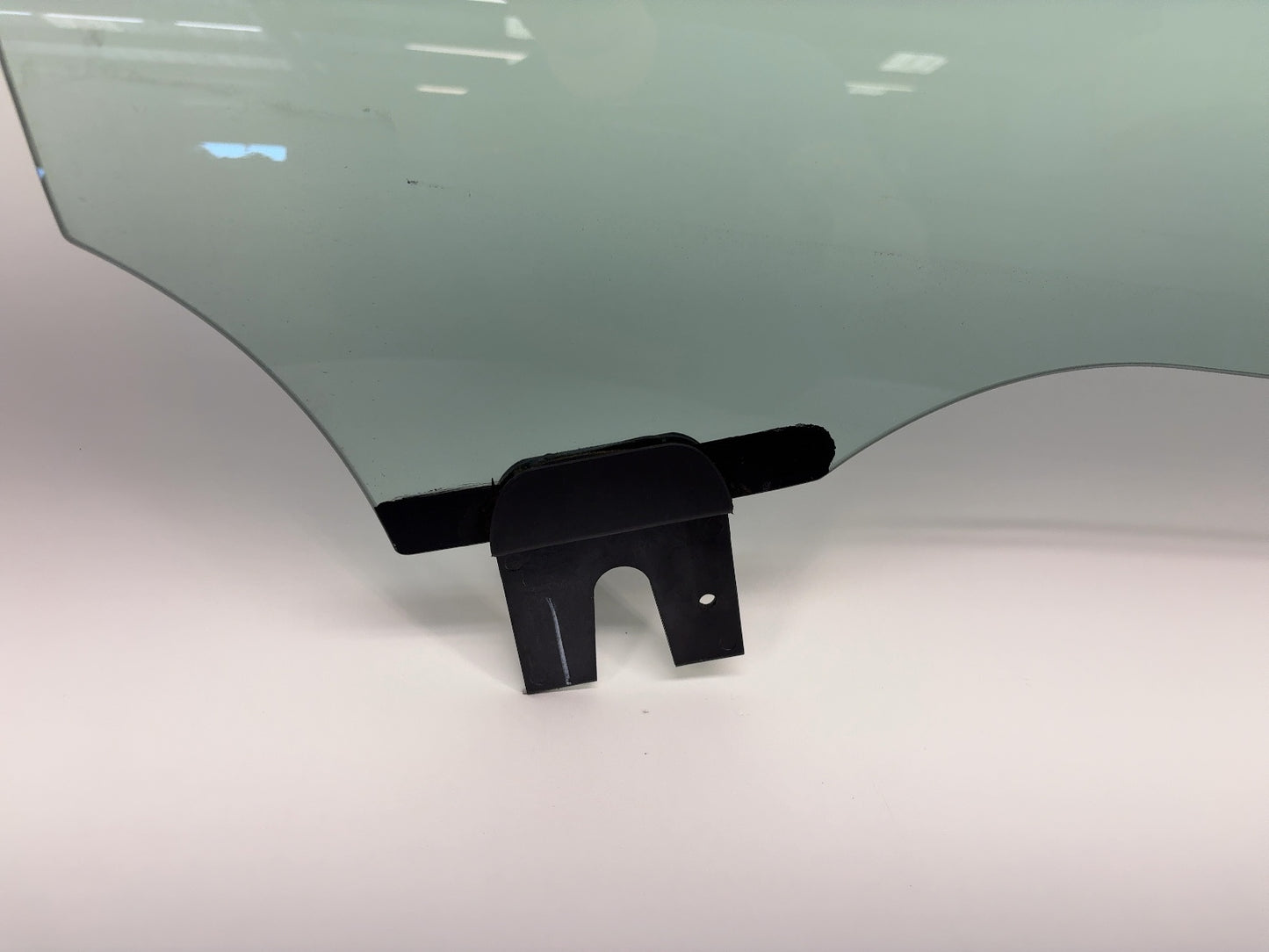 2018 Tesla Model X Front Right Door Glass 1028823-00-J