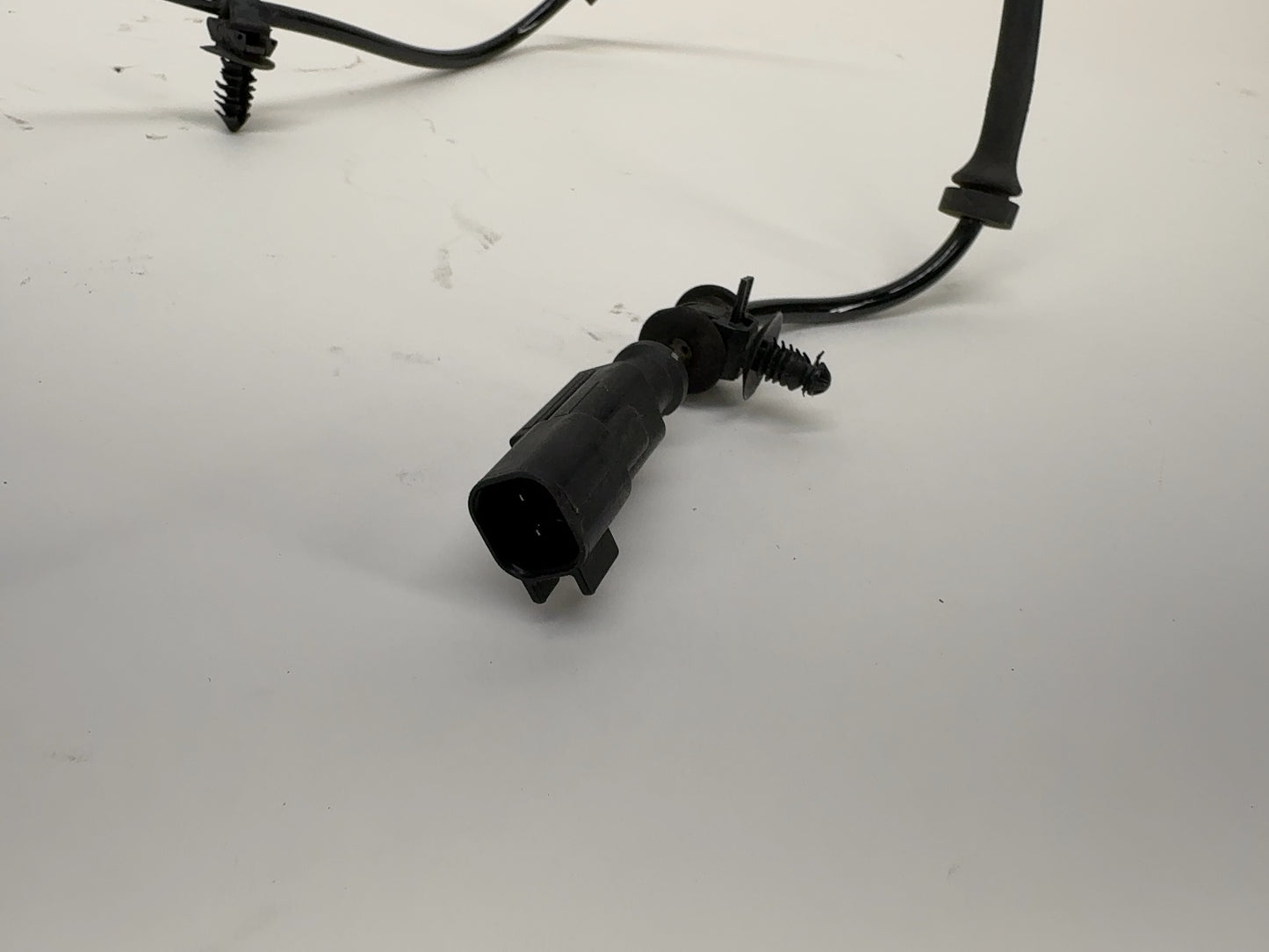 2018 Tesla Model X Front ABS Wheel Speed Sensor 1027761-00-B
