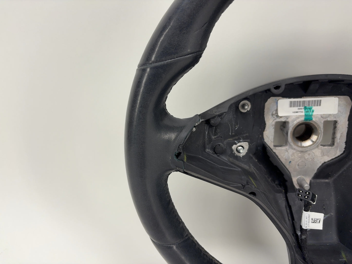 2018 Tesla Model X Steering Wheel Heated 1036774-00-D