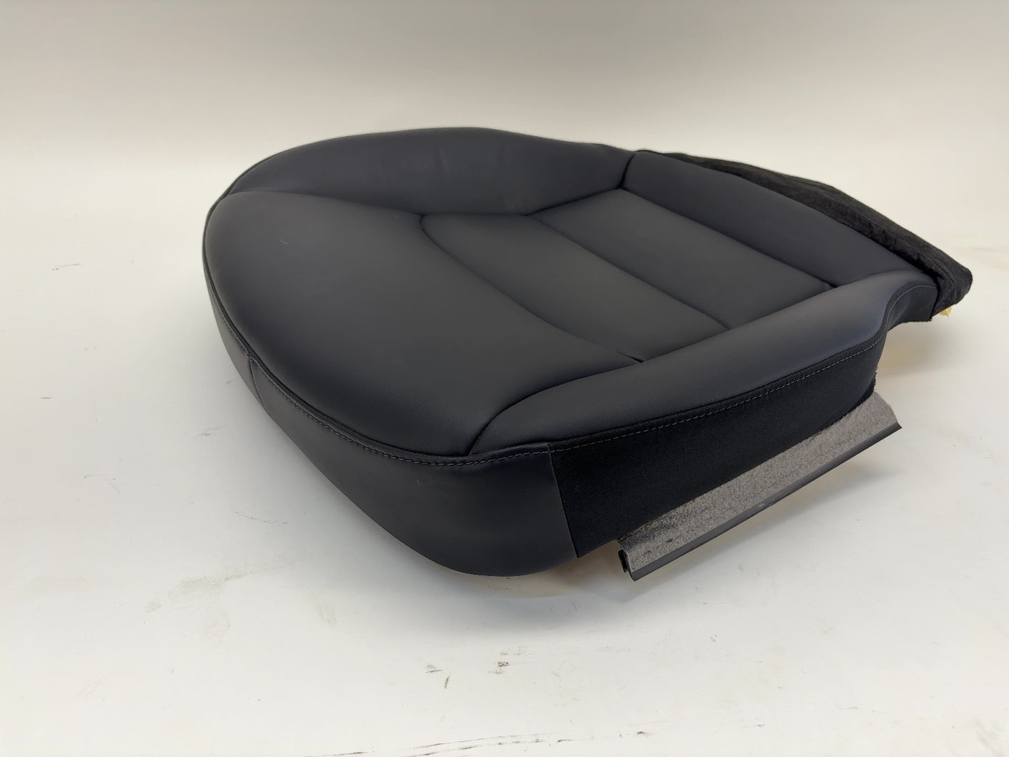 2021-2022 Tesla Model 3 Front Right Passenger Seat Lower Cushion Black 1452936-71-E